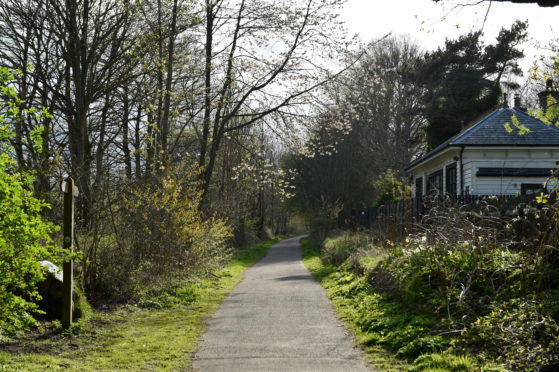 The Cairngorms National Park will have the final say on the proposed Deeside Way expansion.