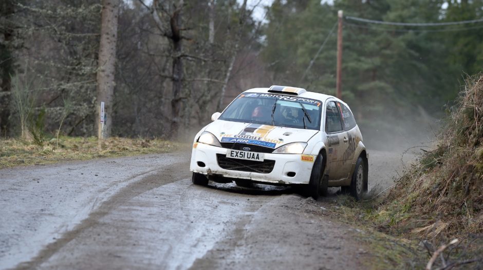 Close to the bank, eventual winners Andrew Galalcher of Hurlford and Jane Nicol of Edinburgh in their Ford Focus.