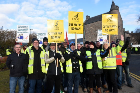 A month-long industrial dispute between Aberdeen bus drivers and First over new contract changes has come to an end