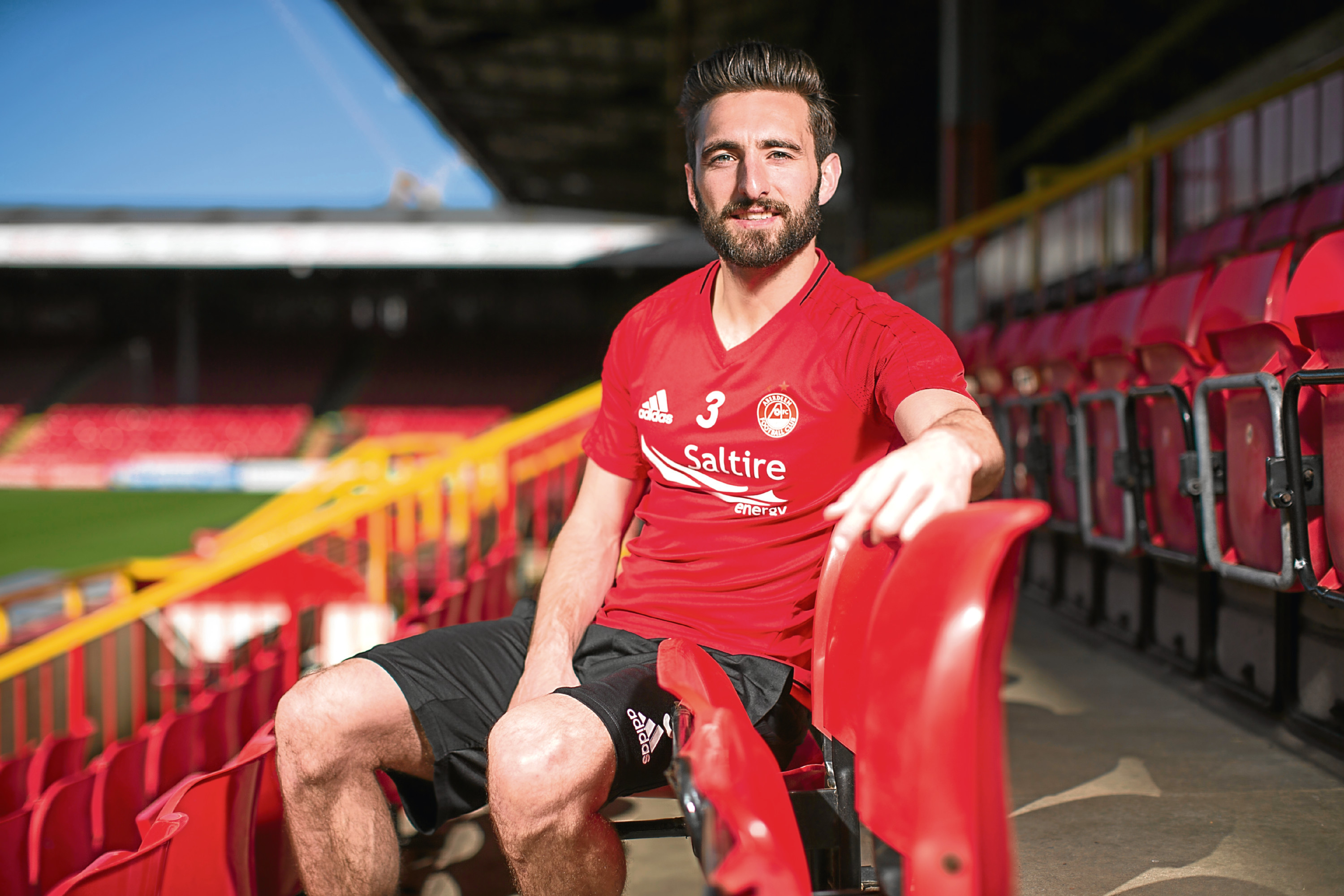 Friday 20th April 2018, Aberdeen, Scotland - Aberdeen Football Club press conference ahead of the Ladbrokes SPFL Premiership on Saturday against Kilmarnock FC at Rugby Park.

Pictured: Aberdeen Captain Graeme Shinnie 

(Photo: Ross Johnston/Newsline Media)
