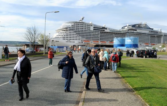 MSC Meraviglia arrives in the Cromarty Firth.
Image Sandy McCook/DC Thomson.