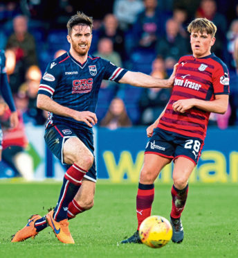 08/05/18 LADBROKES PREMIERSHIP
 ROSS COUNTY vs DUNDEE
 GLOBAL ENERGY STADIUM
 
 Dundee's Lewis Spence (right) and Ross Draper