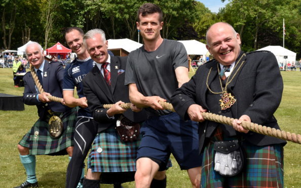 Alex McGuire, Fraser Davidson, Robert Lovie, Anthony Daffurn and Lord provost, Barney Crockett.