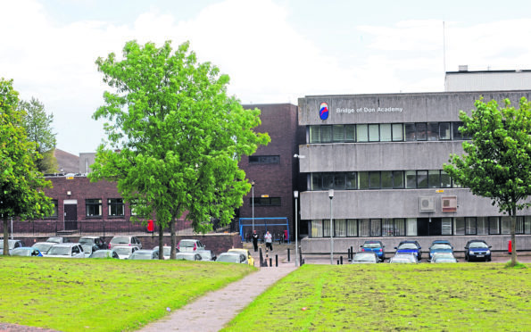 Bridge of Don Academy, Aberdeen.



Picture by Basia Wright          .