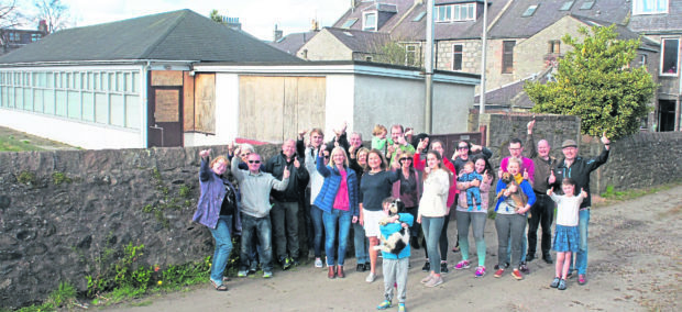 Members of the Bonnymuir Green Community Trust were given almost £165,000 to buy the derelict bowling green in Aberdeen.