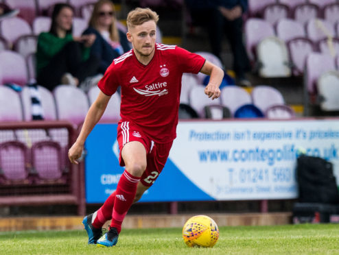 Frank Ross in action for Aberdeen.