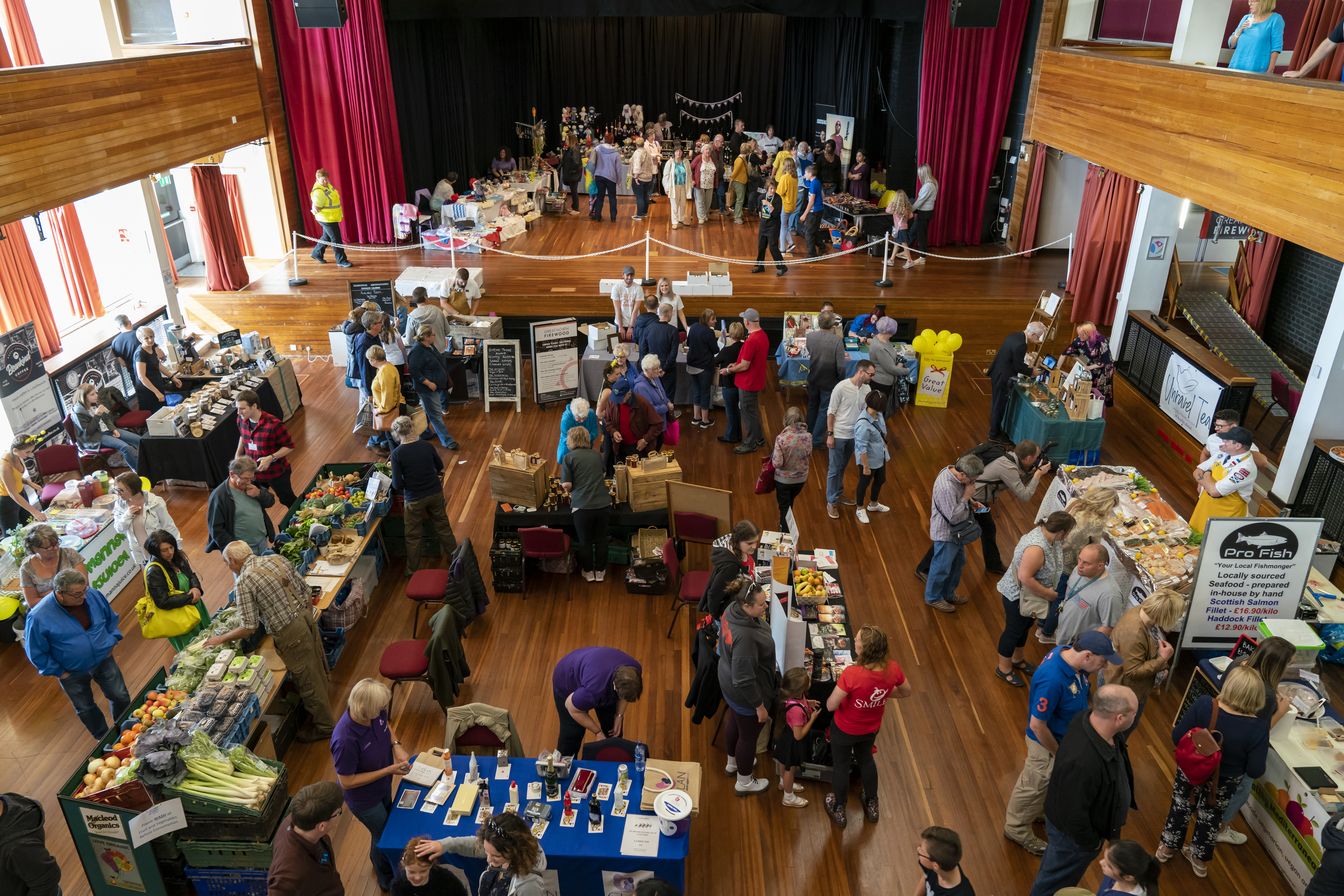 The Elgin Food and Drink Festival 2018 in Elgin, Moray, Scotland on Saturday 18 August 2018. PICTURE CONTENT:- Overall view of the Hall contents