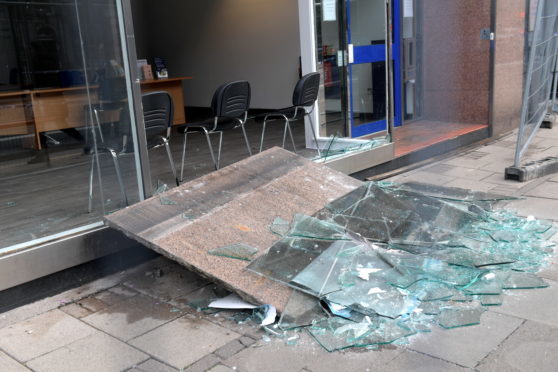 Broken window and damage to a building on Union Street.
04/09/18.
Picture by KATH FLANNERY