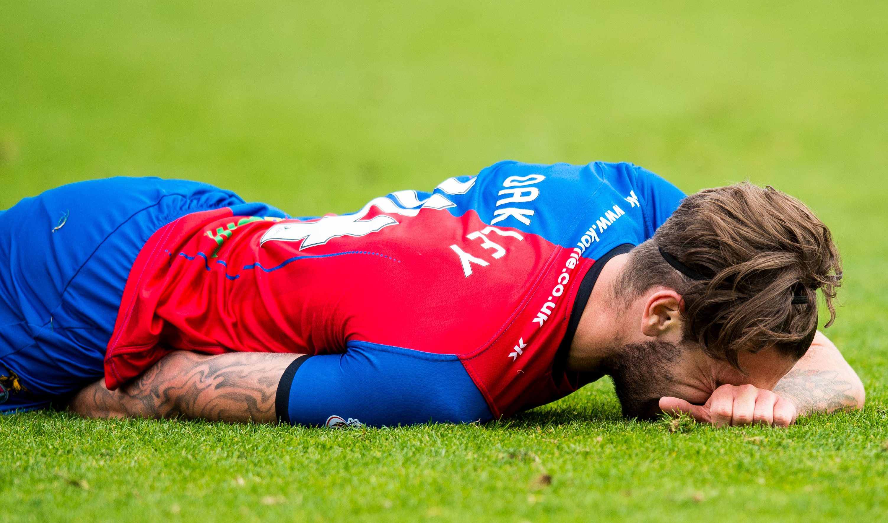 George Oakley was taken off against Partick Thistle with a hamstring injury.
