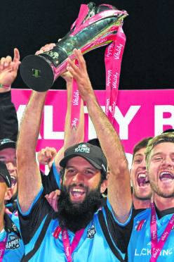 Worcestershire Rapids celebrates as Moeen Ali lifts the trophy during the Vitality T20 Blast Final on Finals Day at Edgbaston, Birmingham.