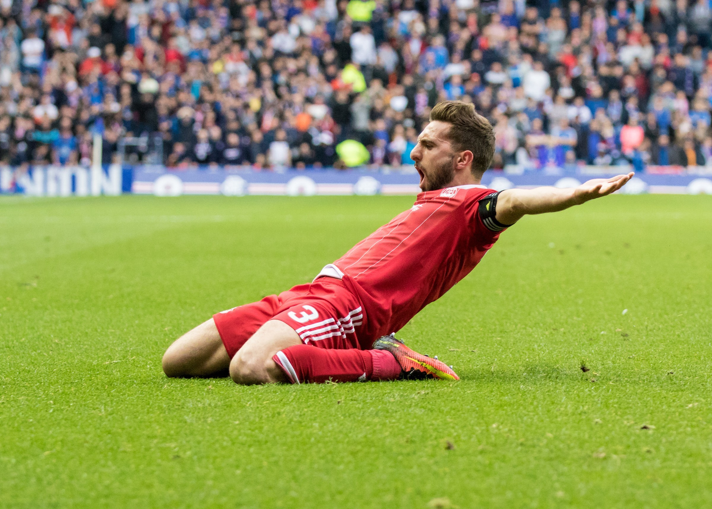 Graeme Shinnie will lead Aberdeen into today's Betfred Cup semi-final against Rangers.