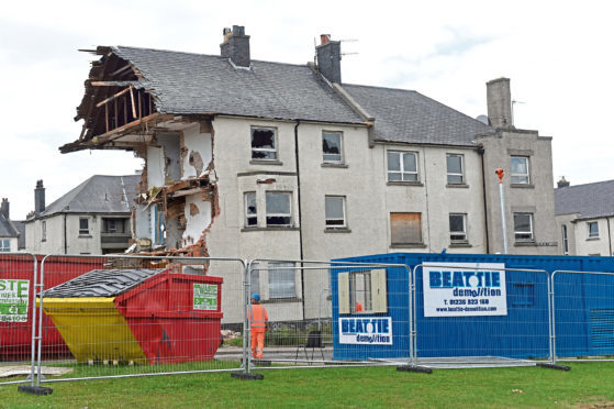 Demolition work on Logie Avenue.
19/07/18
Pic by HEATHER FOWLIE