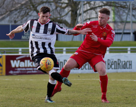 Ali Sutherland has joined Rothes on loan from Elgin City.