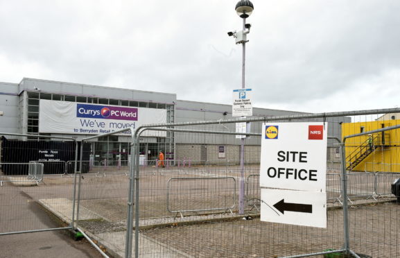 Work under way on a new discount supermarket in Aberdeen