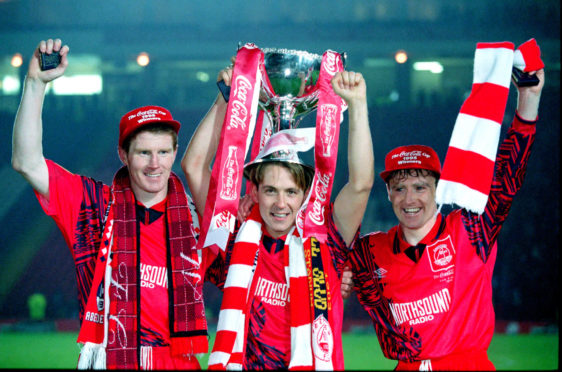 Aberdeen legend Stewart McKimmie, right, was on of Stephen's team-mates at boys' club level.