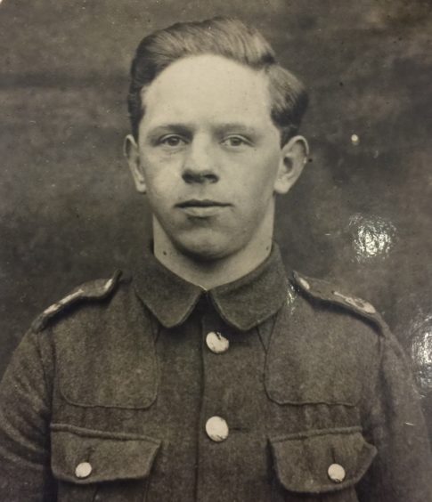 Robert Dawson was killed in 1917 after being engaged to his childhood sweetheart.