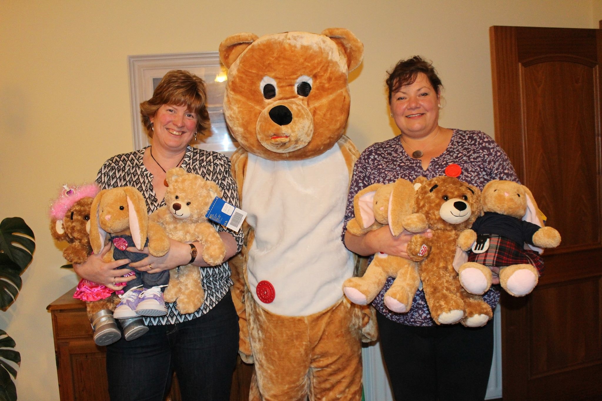 Lynn Park, left and Jenny Gow, right, founders of the Buttony Bear Project.