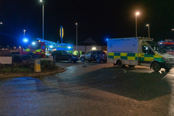 This is the scne of the RTC on the Roundabout outside the Laichmoray Hotel, Elgin, Moray involving 2 vehicles, a Honda CRV and a Suzuki SX4. Photographed by JASPERIMAGE ©