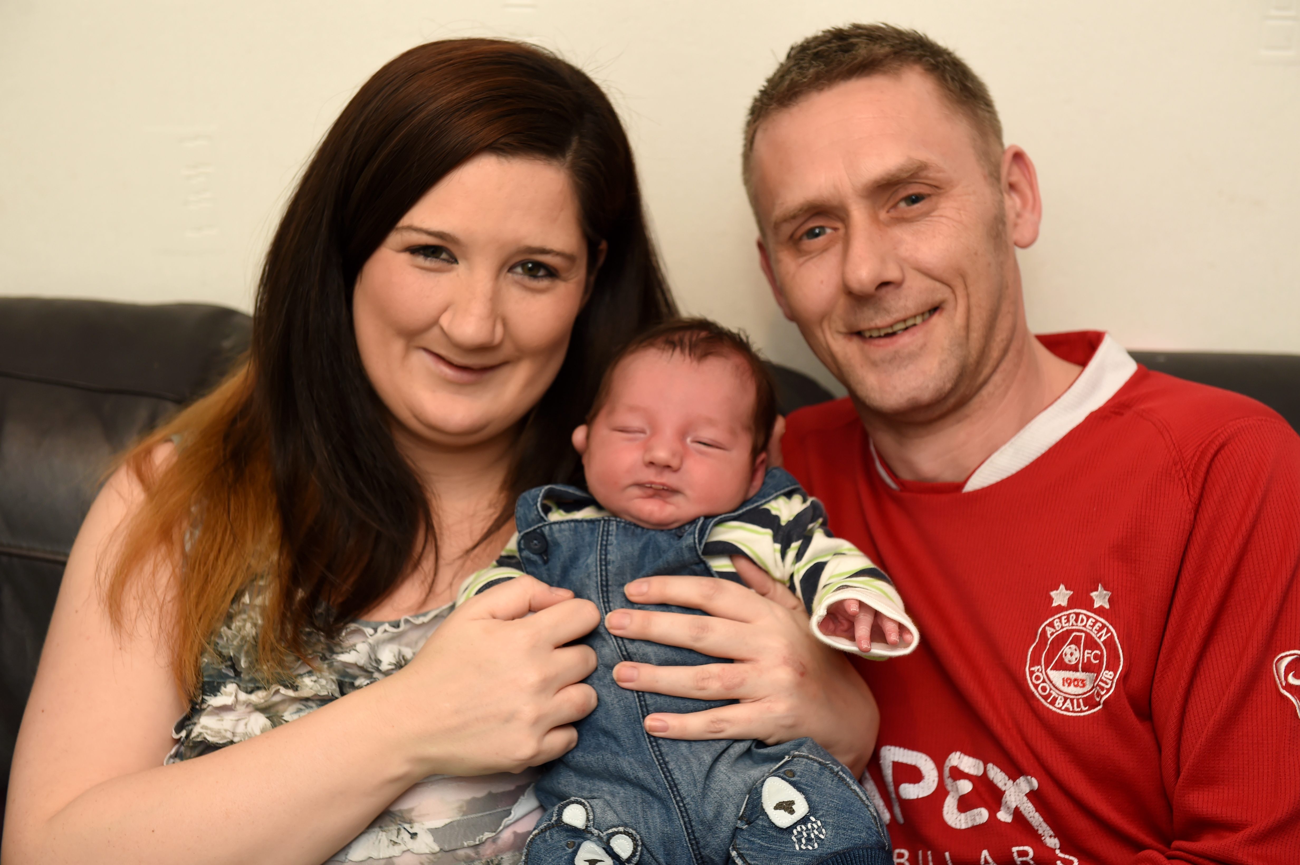 Sam and Lee Murray with baby boy McKenna-Jamieson Leonard Murray.
