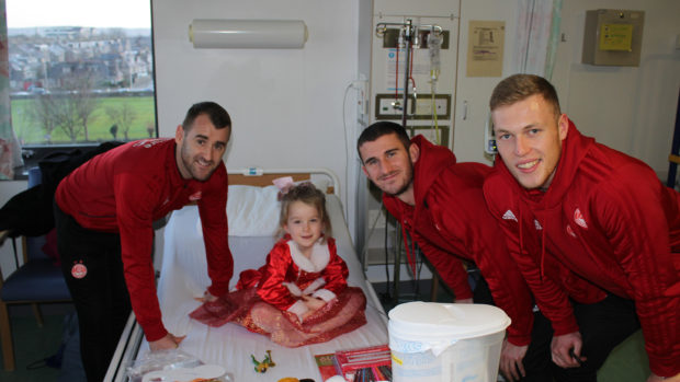Aberdeen FC stars visited the Royal Aberdeen Children's Hospital.