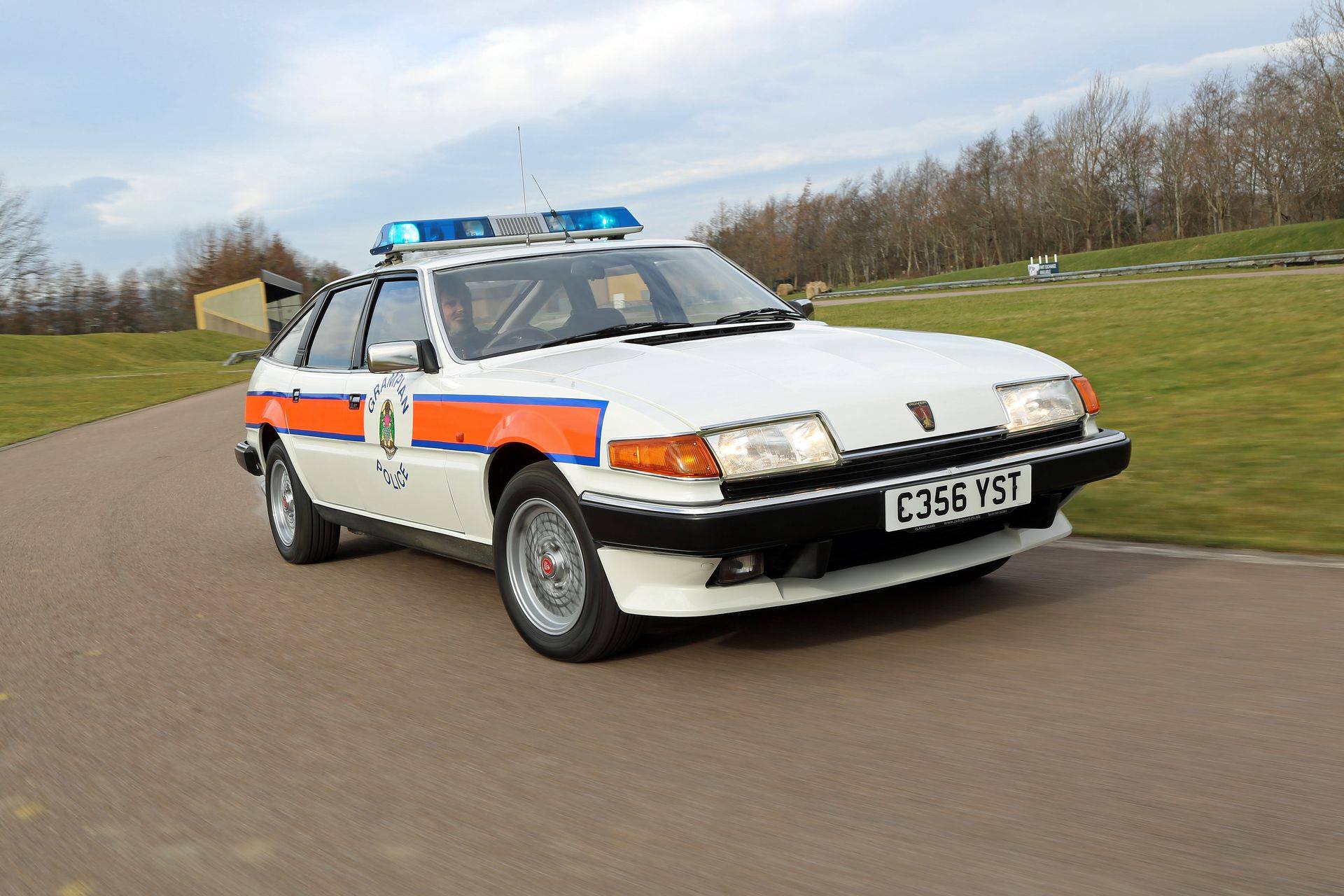Corgi have produced a scale model of the Rover SD1 Vitesse Police car.