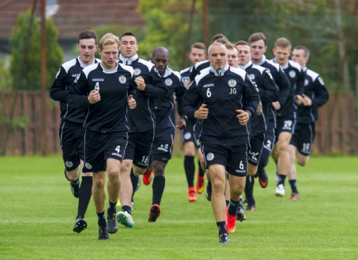 Sean Kelly (far left) played with Jim Goodwin (front right) at St Mirren.