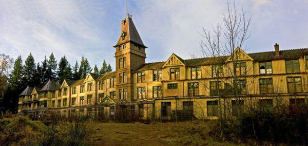 Original hospital at Glen O'Dee