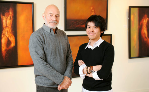 PSYBT:
Painter Frank To with actor Patrick Stewart (left) who was the subject of one of his paintings.
Pictured in front of some of his work which is on display in the Leith Gallery in Edinburgh.
Pic free for first use relating to PSYBT April 2009.
© Malcolm Cochrane Photography
+44 (0)7971 835 065
mail@malcolmcochrane.co.uk
No online use
No syndication
No reproduction without permission