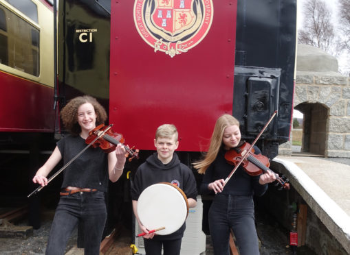 L-R: Sol Robson, Finlay Beange and Amber Beange