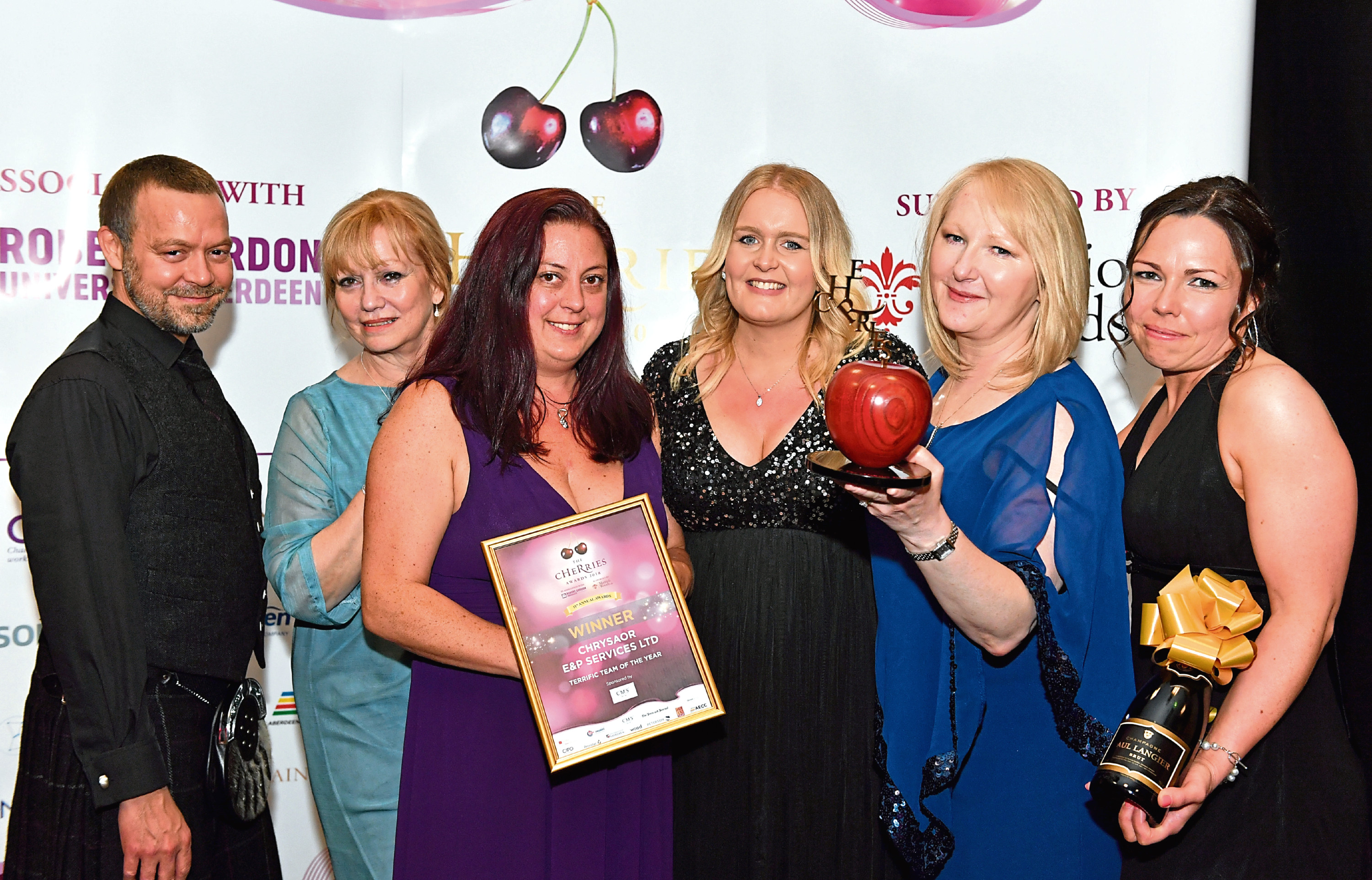 Previous winners of the Terrific Team of the Year. 
Pictured - Chrysaor E&P Services, L-R Mark Reid, Maggie Braid, Claire Grainger, Kathryn Hetherington, Corinne Kelt and Lynsey Macalister.       
Picture by Kami Thomson