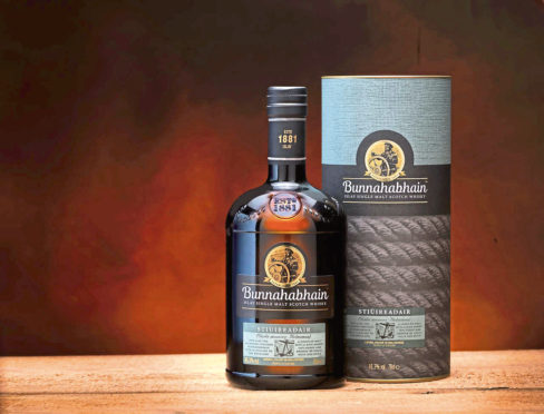 Bunnahabhain Stiùireadair whisky.