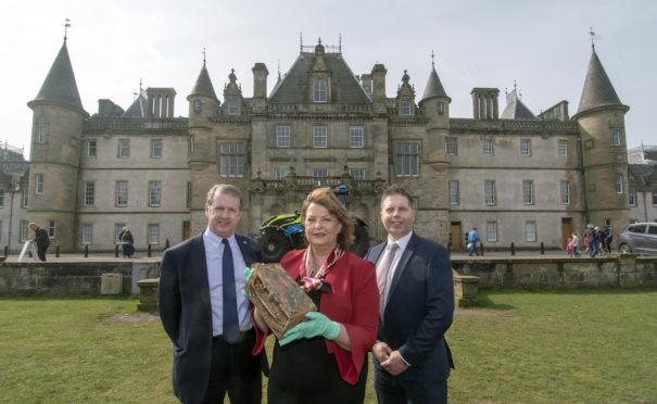 Alex Paterson, Fiona Hyslop and Inspector Alan Dron