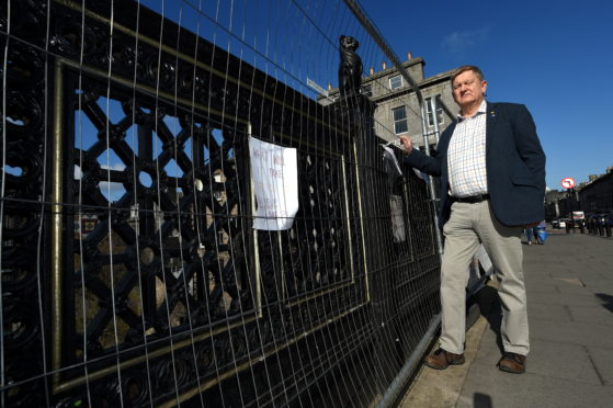 Councillor Alex Nicol calls for the council to finish work on Union Terrace Bridge