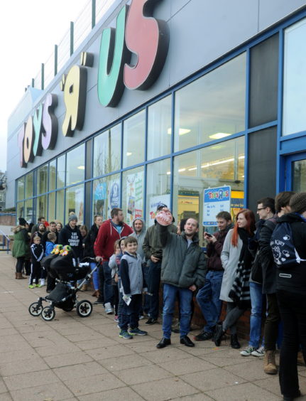 Queues formed outside the Berryden Toys R Us before Becky Lynch arrived in 2016