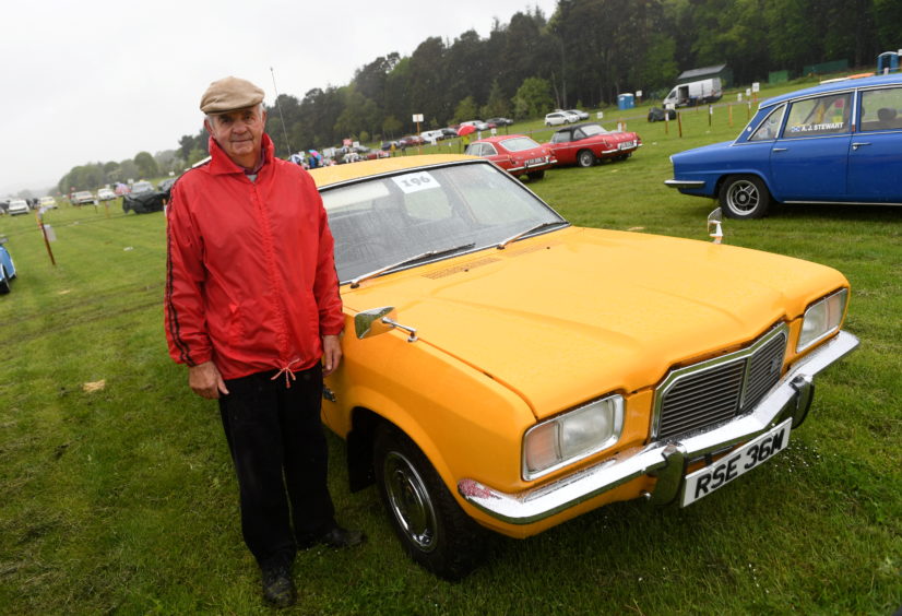 Ian Wilson, Vauxhall FE1800.