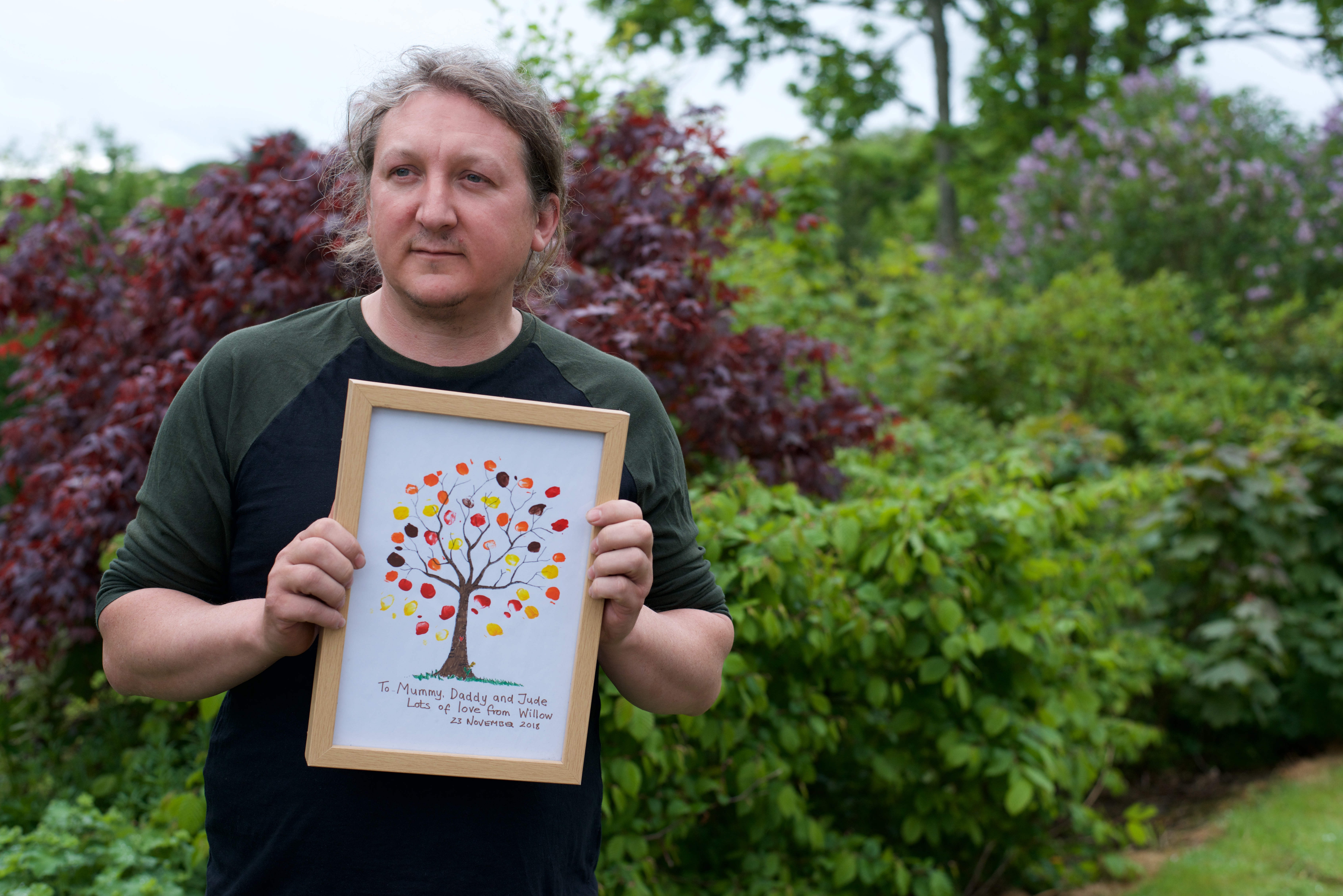 David Scanlan is backing a Chas campaign showing solidarity with other bereaved fathers.