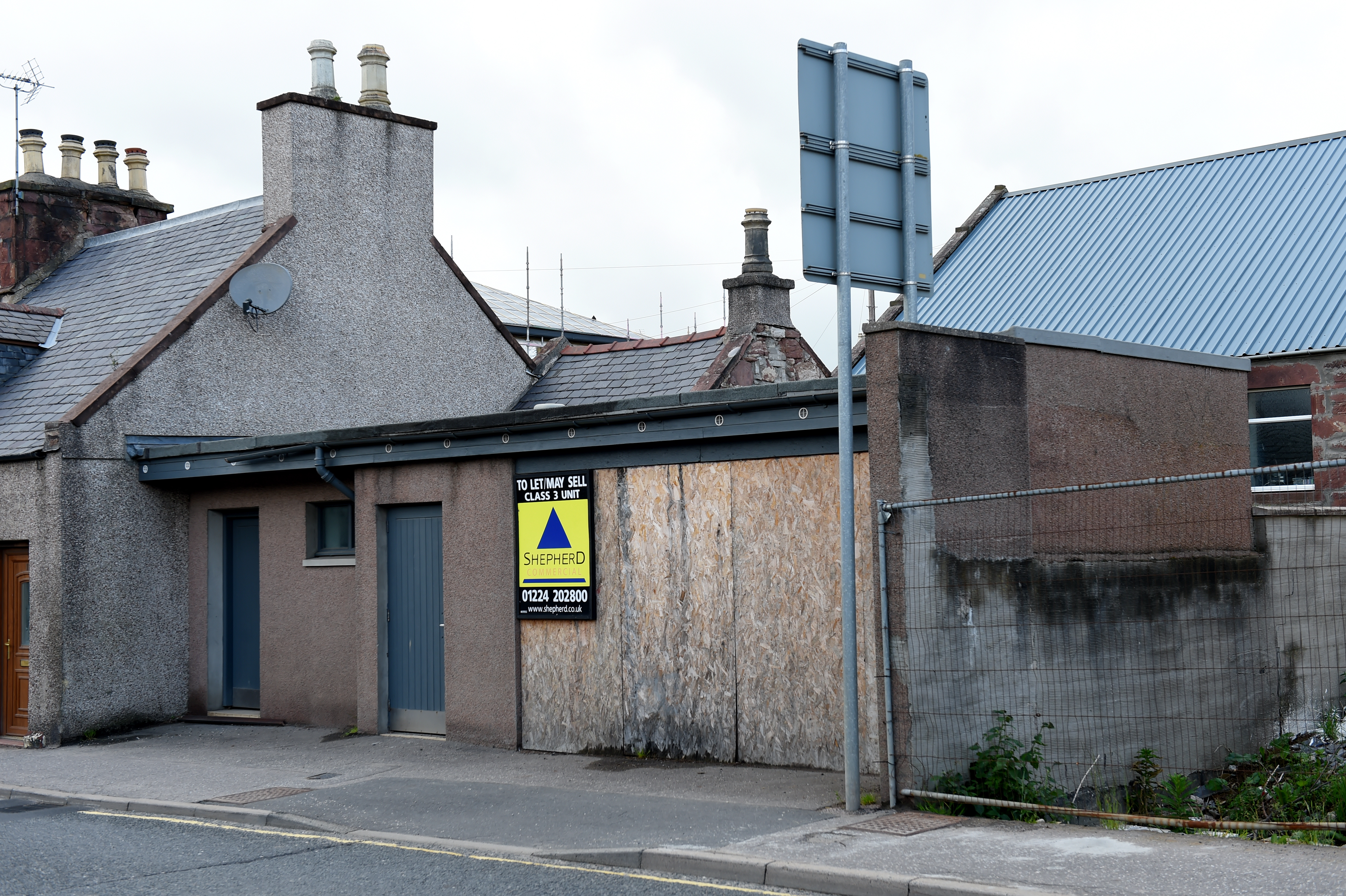 The toilet block at 15 Duff Street, Turriff, that is up for auction.

Picture by KENNY ELRICK