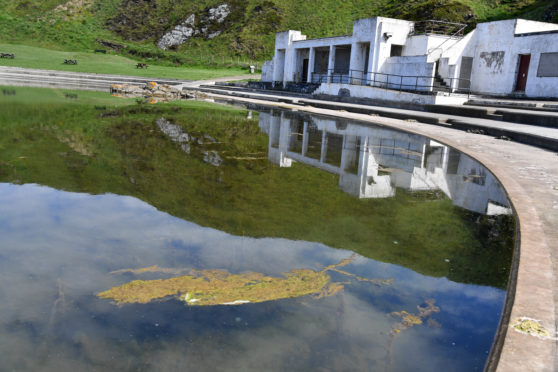 Underwater growth is clogging up Tarlair swimming pool