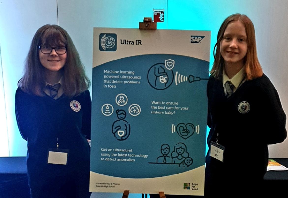 Phoebe Rees and Isla Horsburgh have devised an app to detect cleft lip in unborn babies.