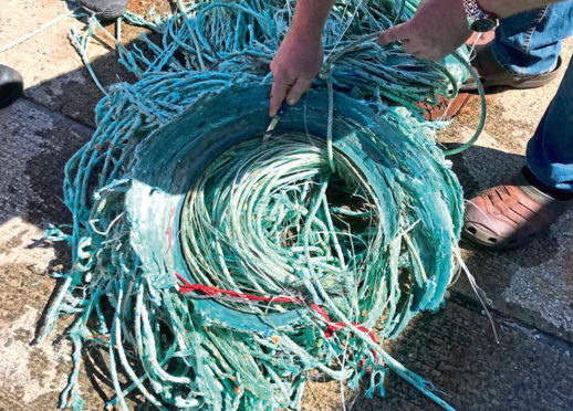 Pics of plastic pollution in the North Sea