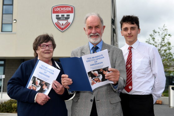 L-R: Ted Munro daughter Nina Cordrey, John Dunn (Torry Heritage Group chairman) and pupil Josh Milne, 16.