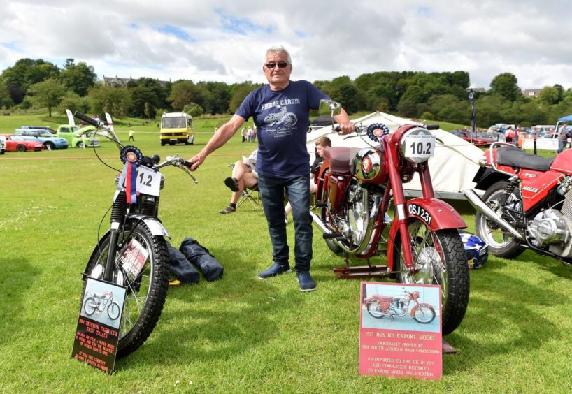 Hugh Junor with a 1964 Tiger Triumph and 1957 BSA B32.


Picture by Scott Baxter    30/06/2019