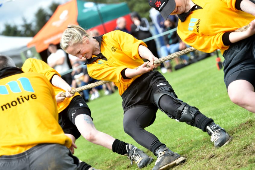 Tug of War team Cornhill.