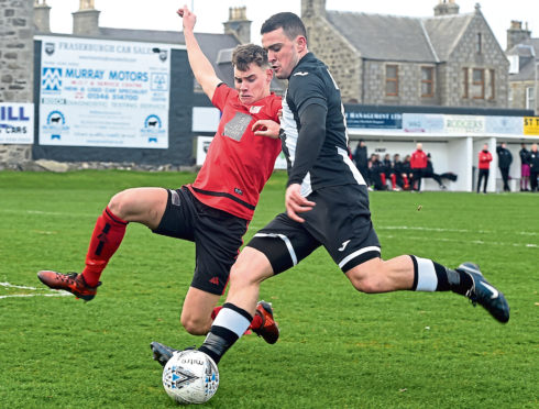 Scott Barbour takes on the defence.
Picture by Jim Irvine