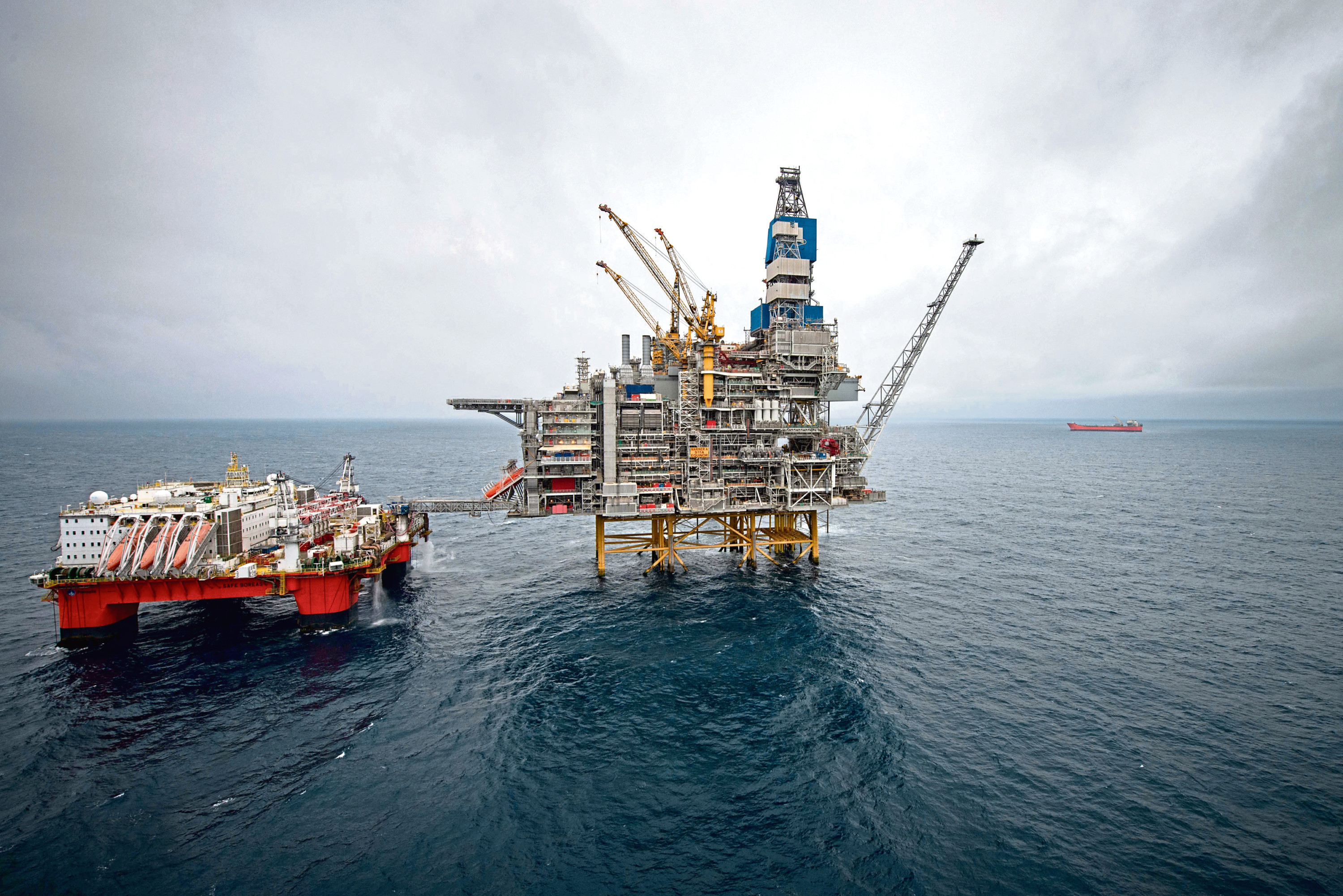North Sea infrastructure should be used to drive carbon capture, the report states.