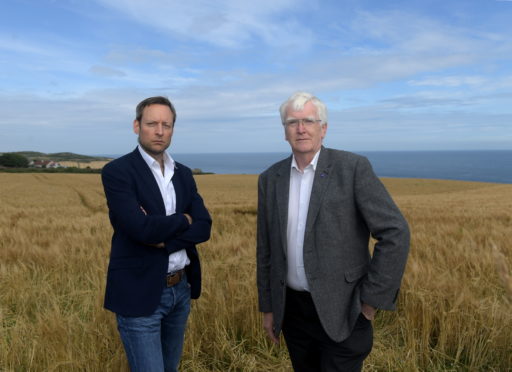Pictured at the site are, from left, Liam Kerr MSP and Councillor Ian Mollison.
14/08/19
Picture by KATH FLANNERY