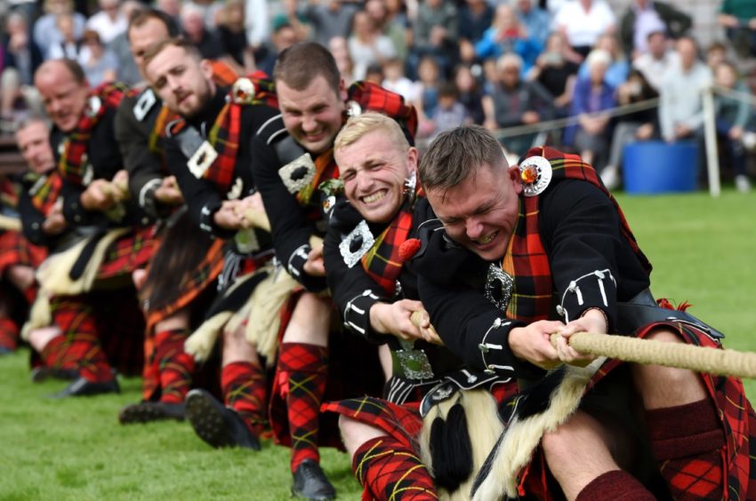 The Mens Tug o' War.

Picture by KENNY ELRICK