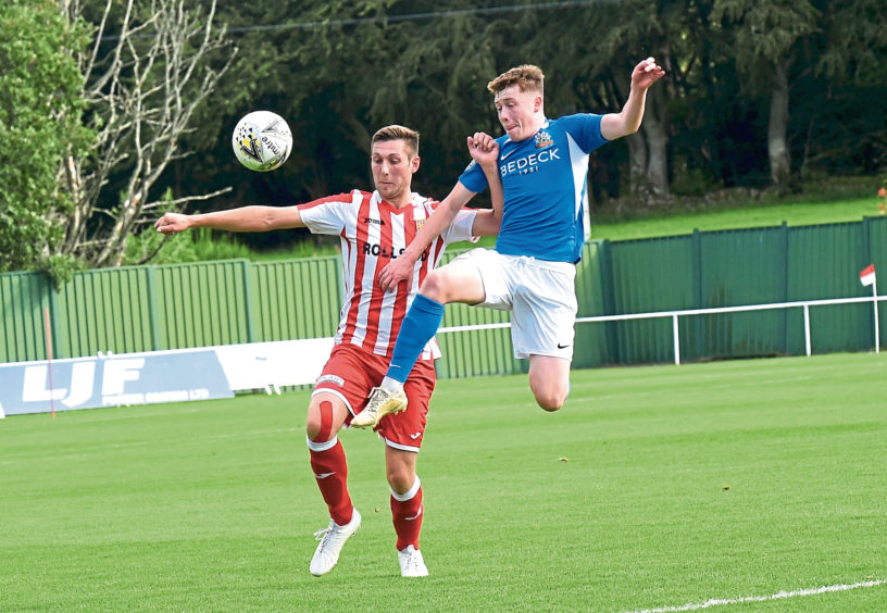 Formartine's Michael Clark and Glenavon's Jack O'Mahony.

Picture by HEATHER FOWLIE