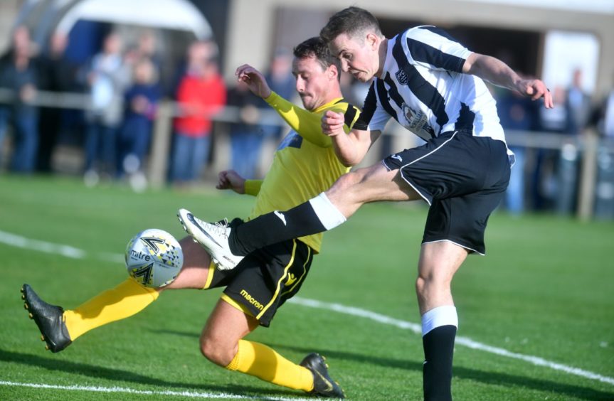 Fraserburgh's Paul Campbell goes for goal in the last minutes.
Pic by Chris Sumner