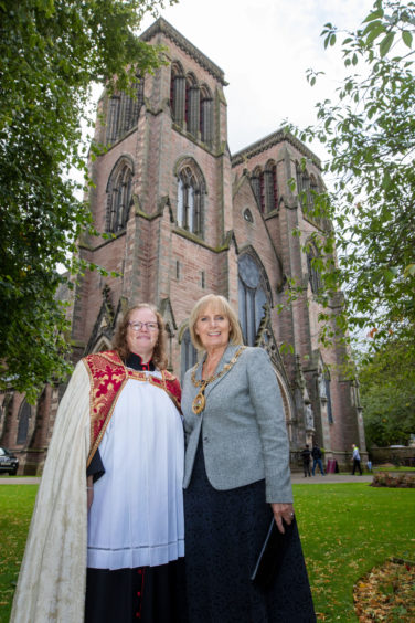 Rev Sarah Murray and provost Helen Carmichael.